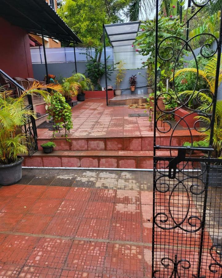THE PERFECT STAYS- Lal Mahal Villa Lonavala Bagian luar foto